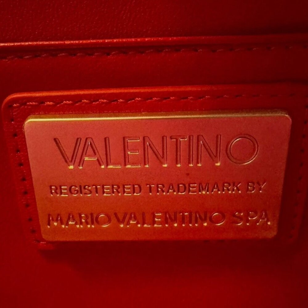 MARIO VALENTINO SPA Red Leather Chain Wallet Clutch V Logo - Picture 7 of 9